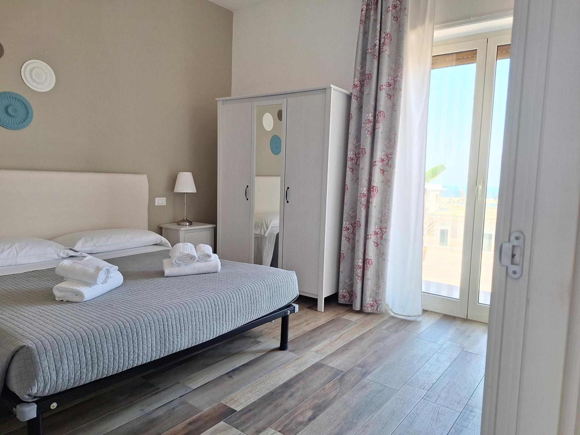 Vistamare House Hotel Monopoli Luaran gambar